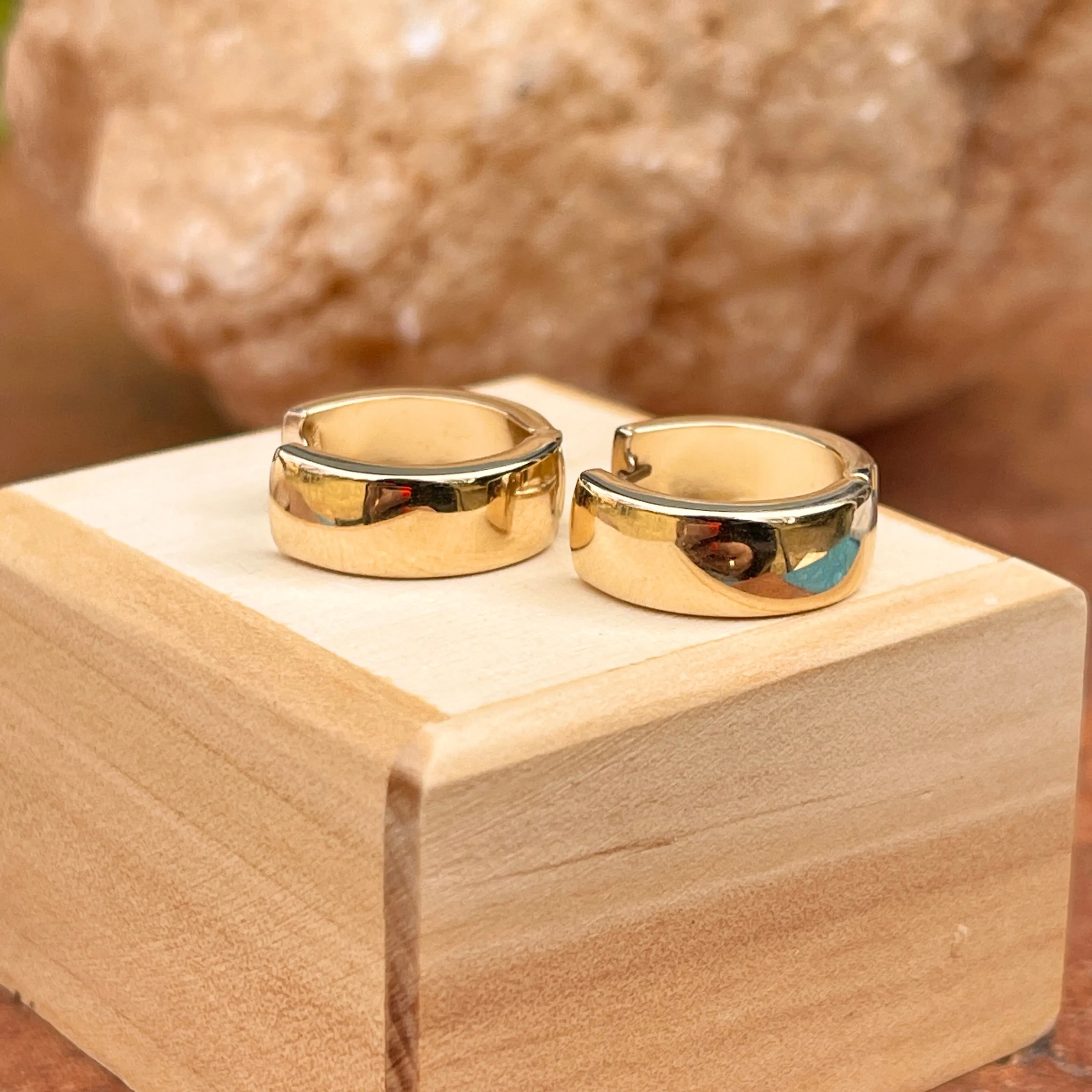 14KT Yellow Gold Polished 6mm Hinged Hoop Earrings 16mm
