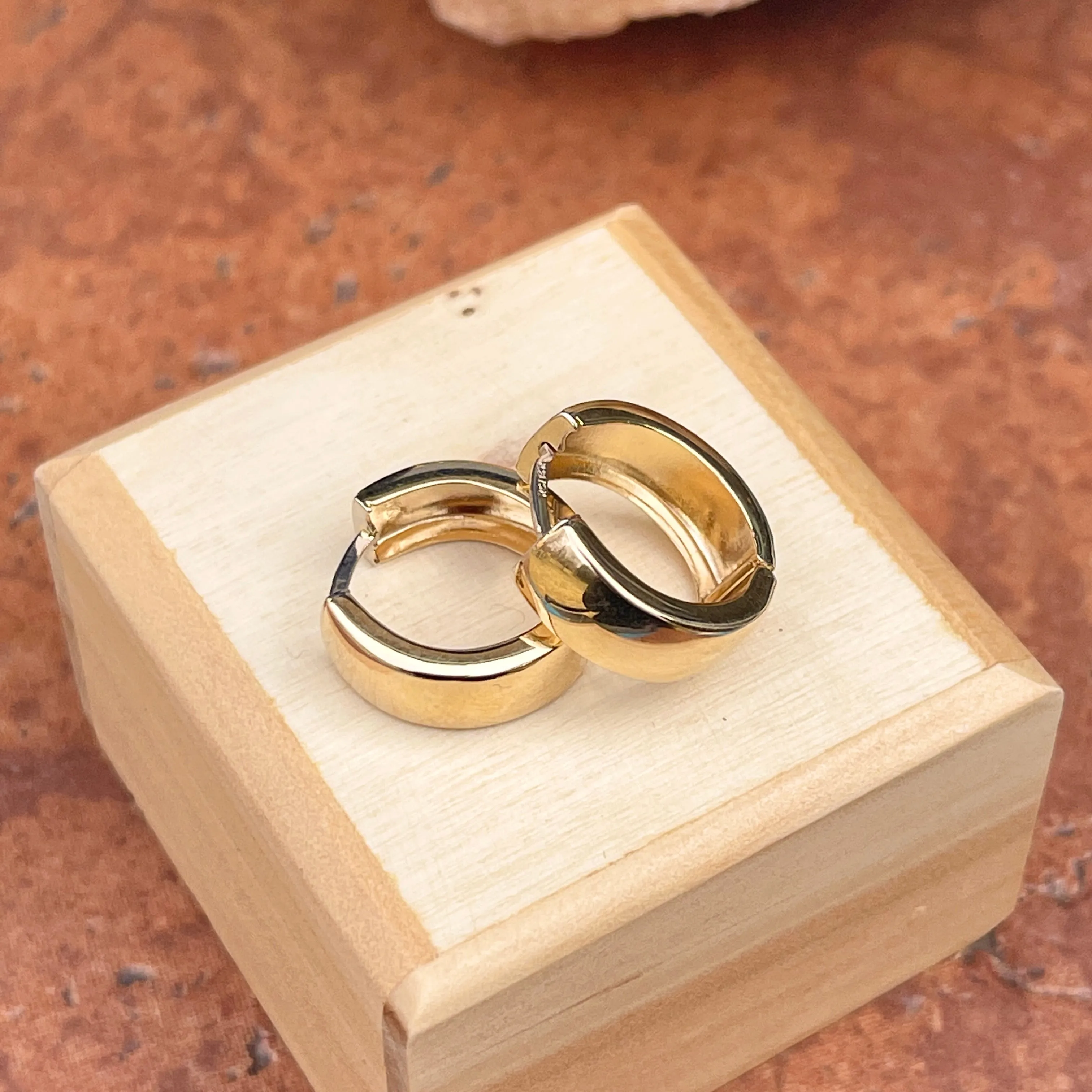 14KT Yellow Gold Polished 6mm Hinged Hoop Earrings 16mm