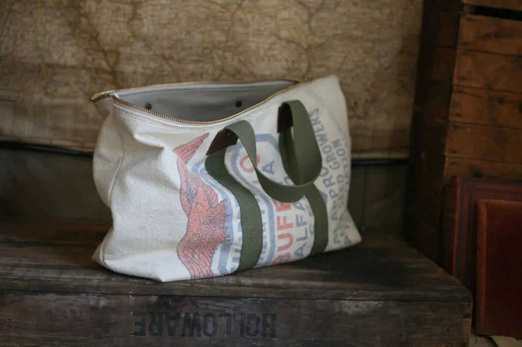 1940's era Farm Feedsack Zip-Top Carryall - SOLD