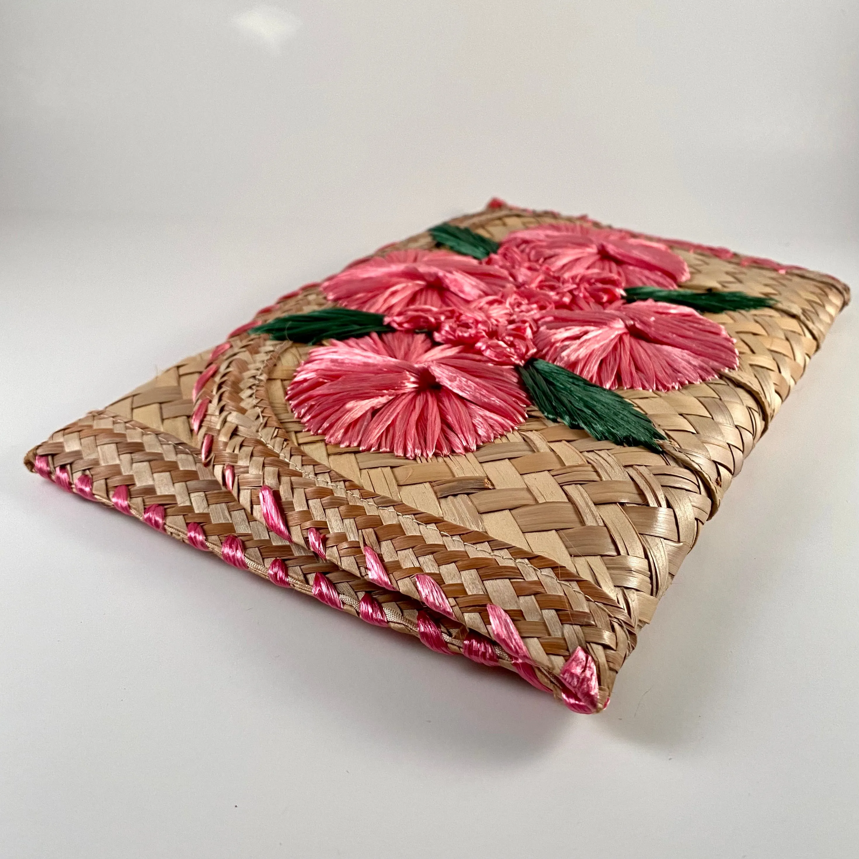 1970s Raffia & Straw Woven Clutch