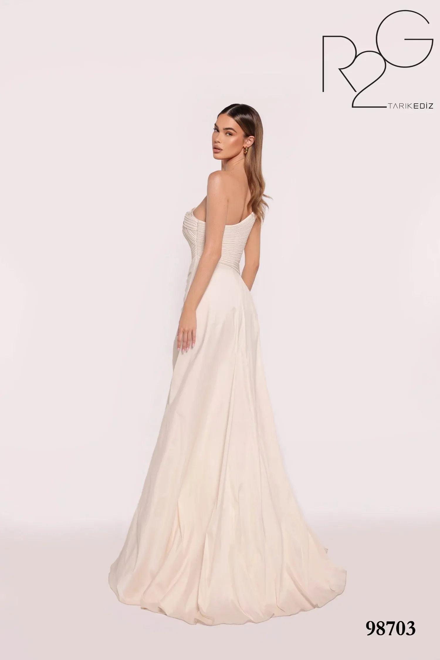 98703 TARIK EDIZ