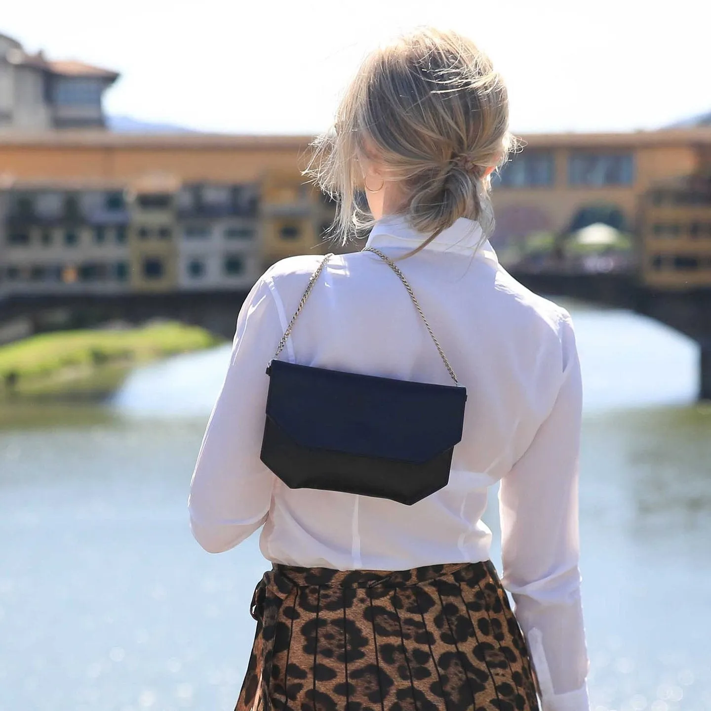 Andiamo Crossbody