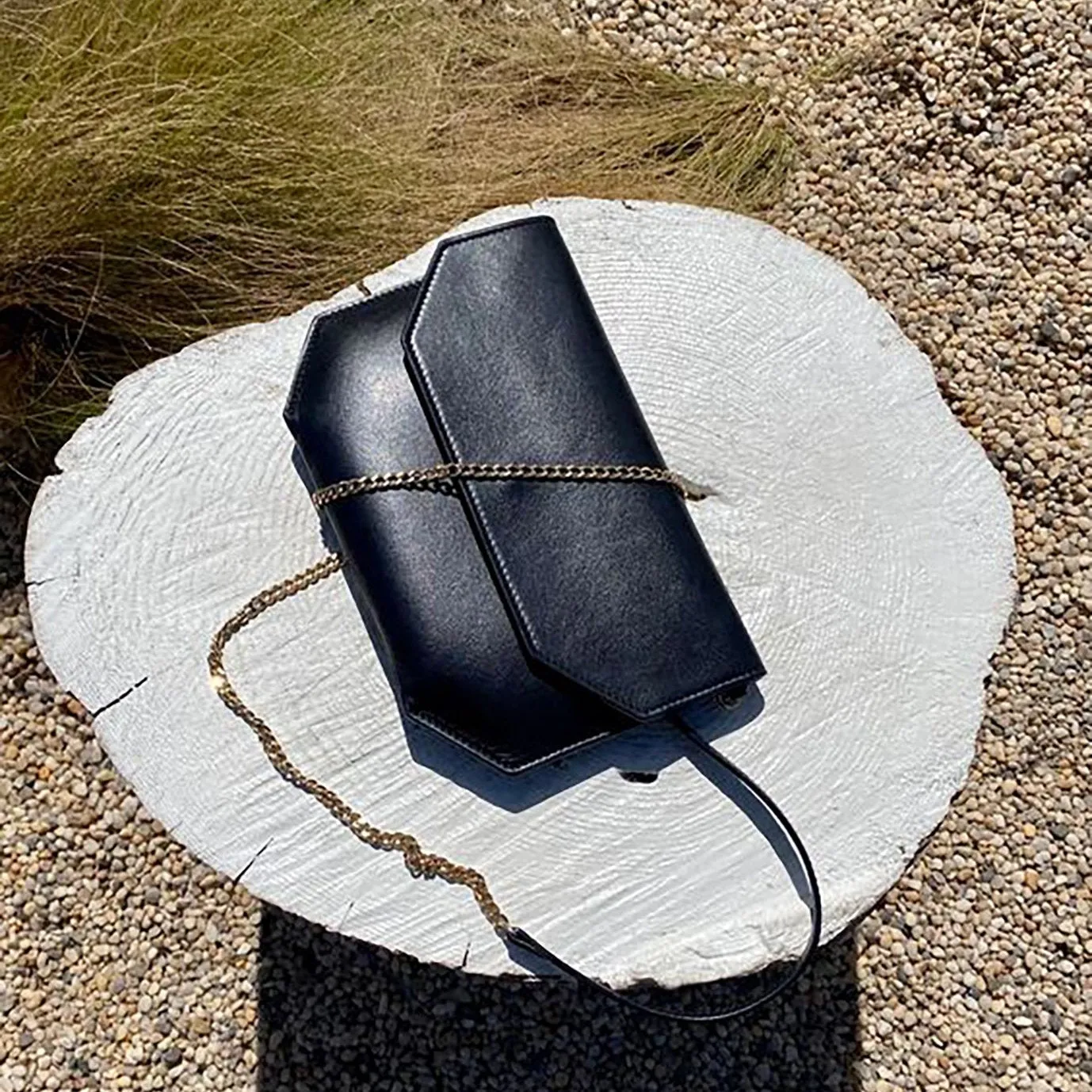 Andiamo Crossbody