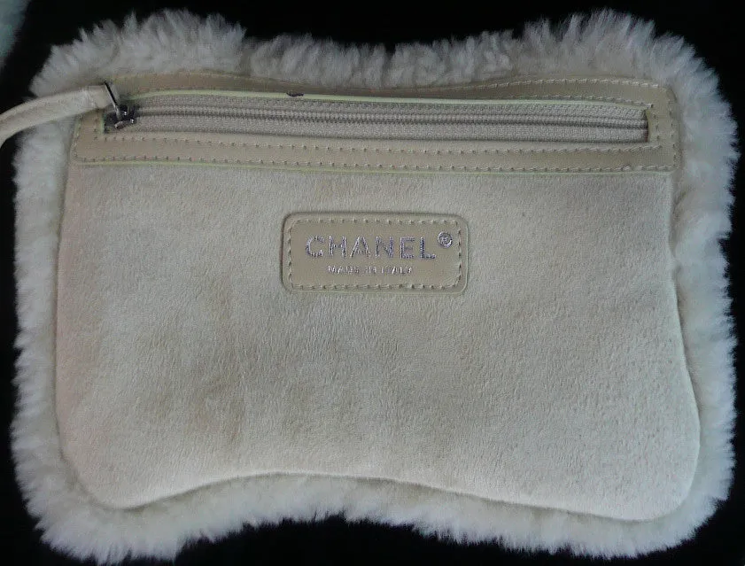 Authentic Chanel Modern Chain Shearling Bone Jumbo