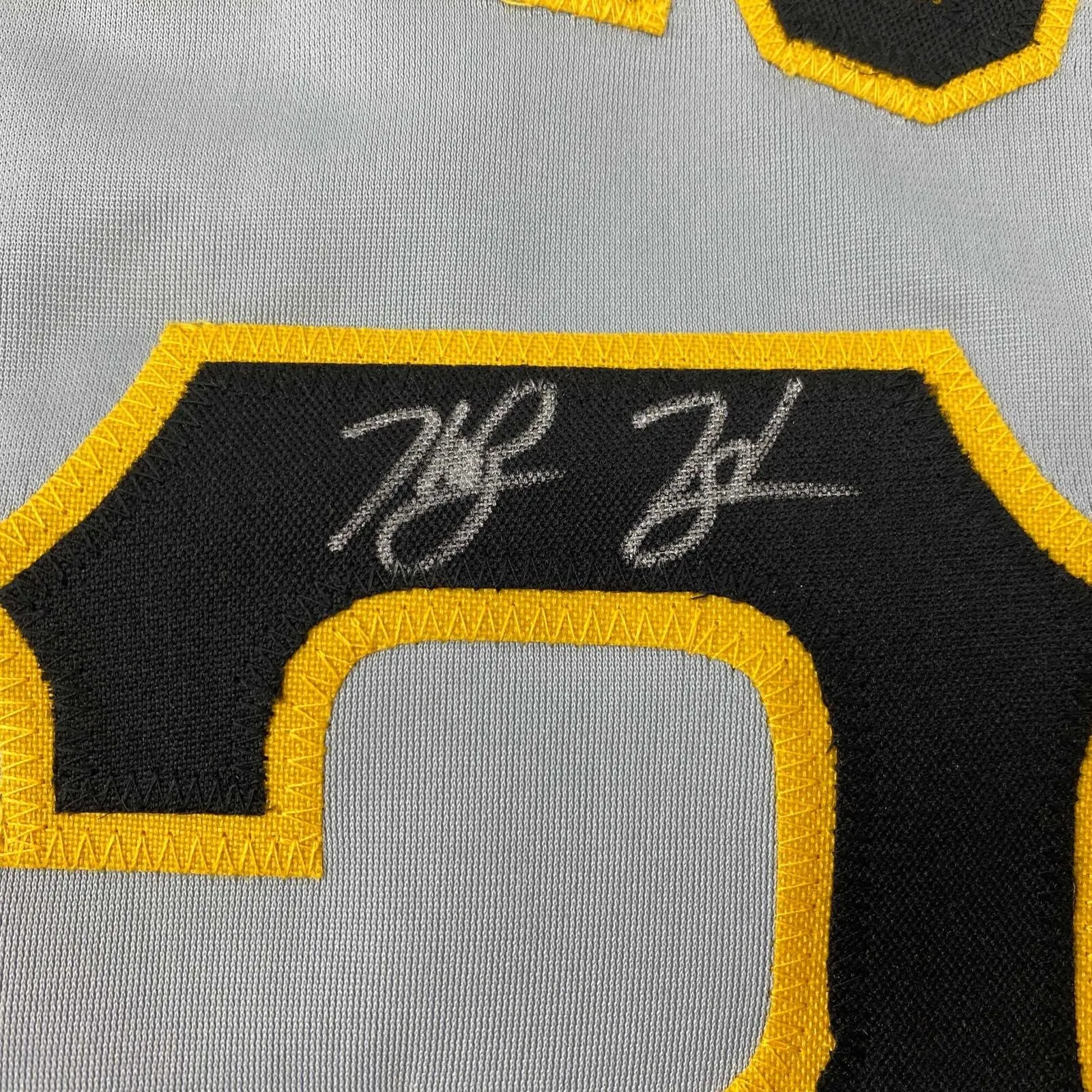 Autographed/Signed Ke'Bryan Hayes Pittsburgh Grey Baseball Jersey Beckett COA