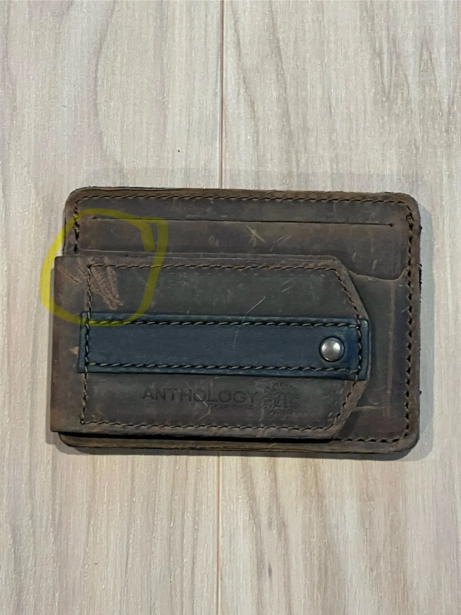 B-STOCK - Compact Pick Wallet - Whiskey Brown (1)