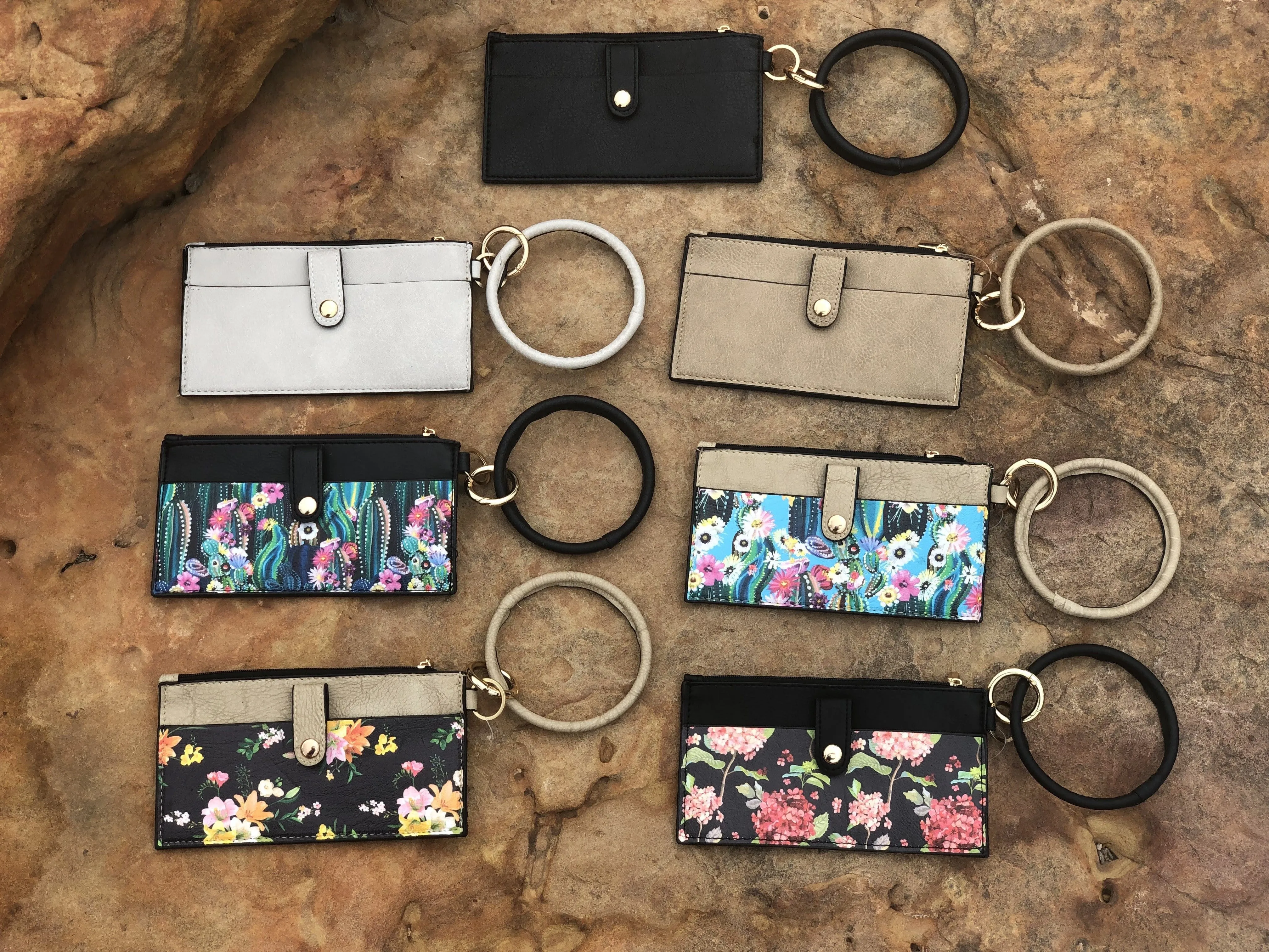 Bangle Wristlet  - Cactus Black