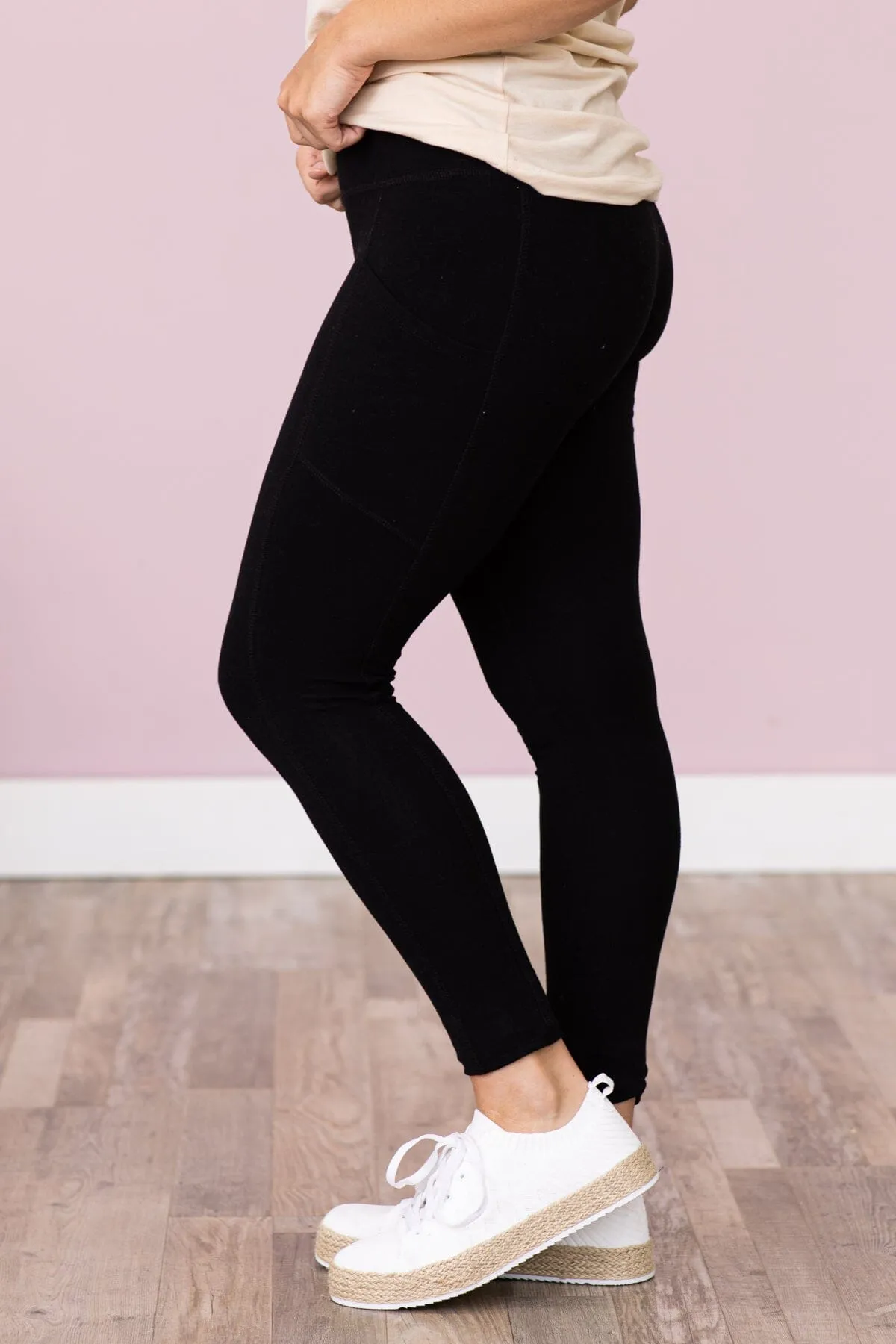 Black Leggings With Side Pocket
