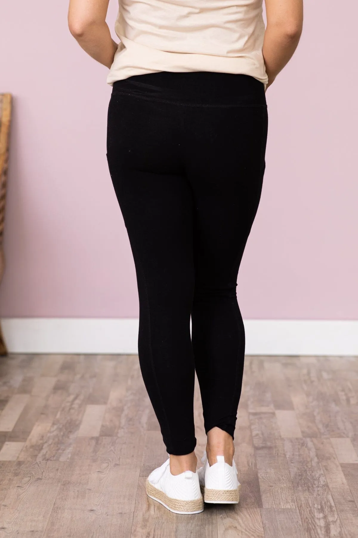 Black Leggings With Side Pocket