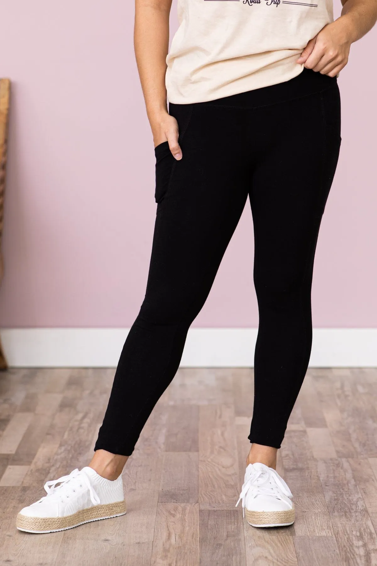 Black Leggings With Side Pocket