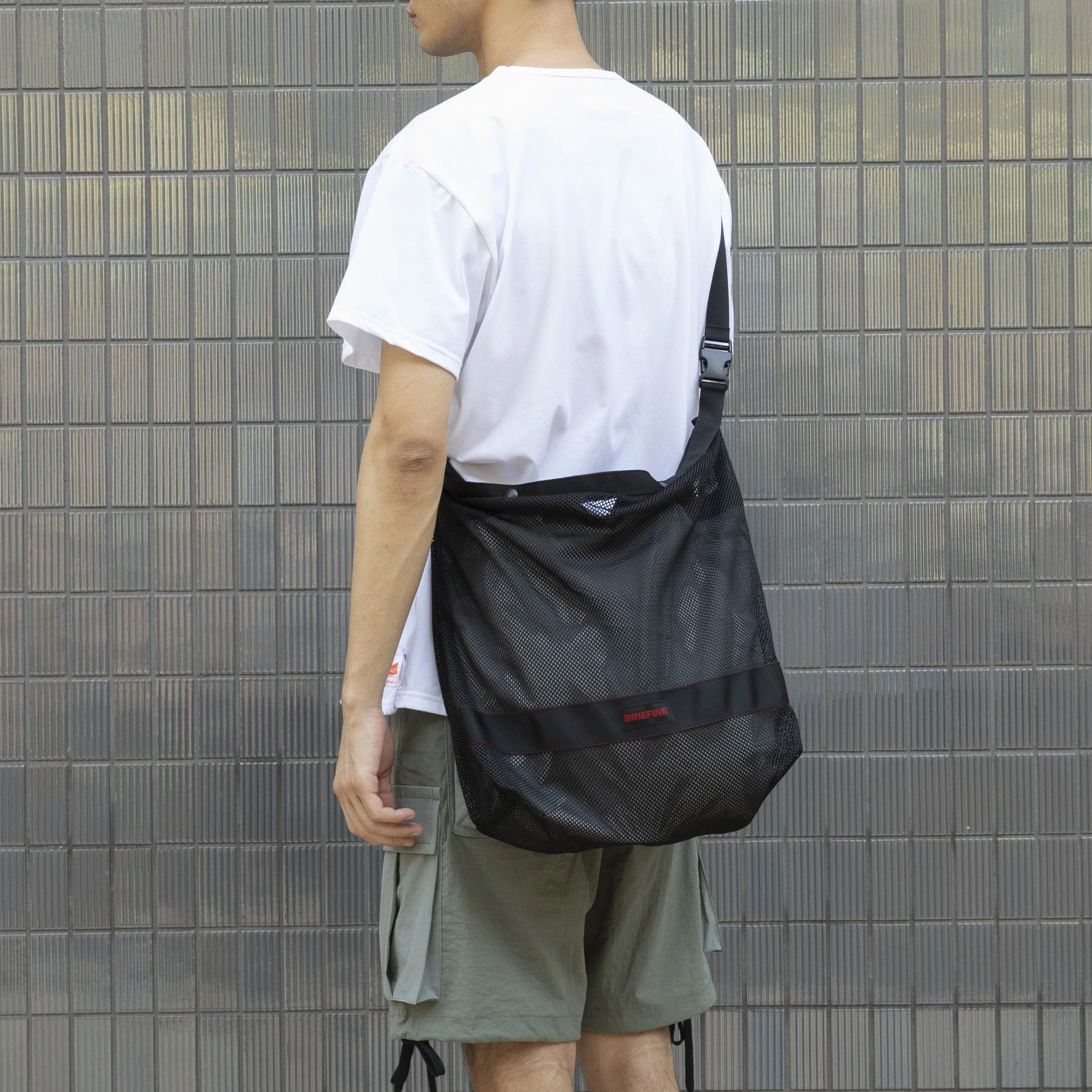 BRIEFING | ブリーフィング　Begin×BRIEFING MULTI SHOULDER／Begin別注 GO!サウナ3wayショルダー
