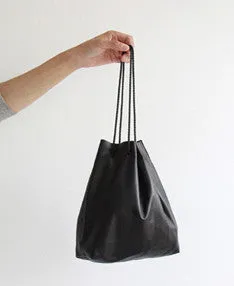 Bucket shoulder rucksack