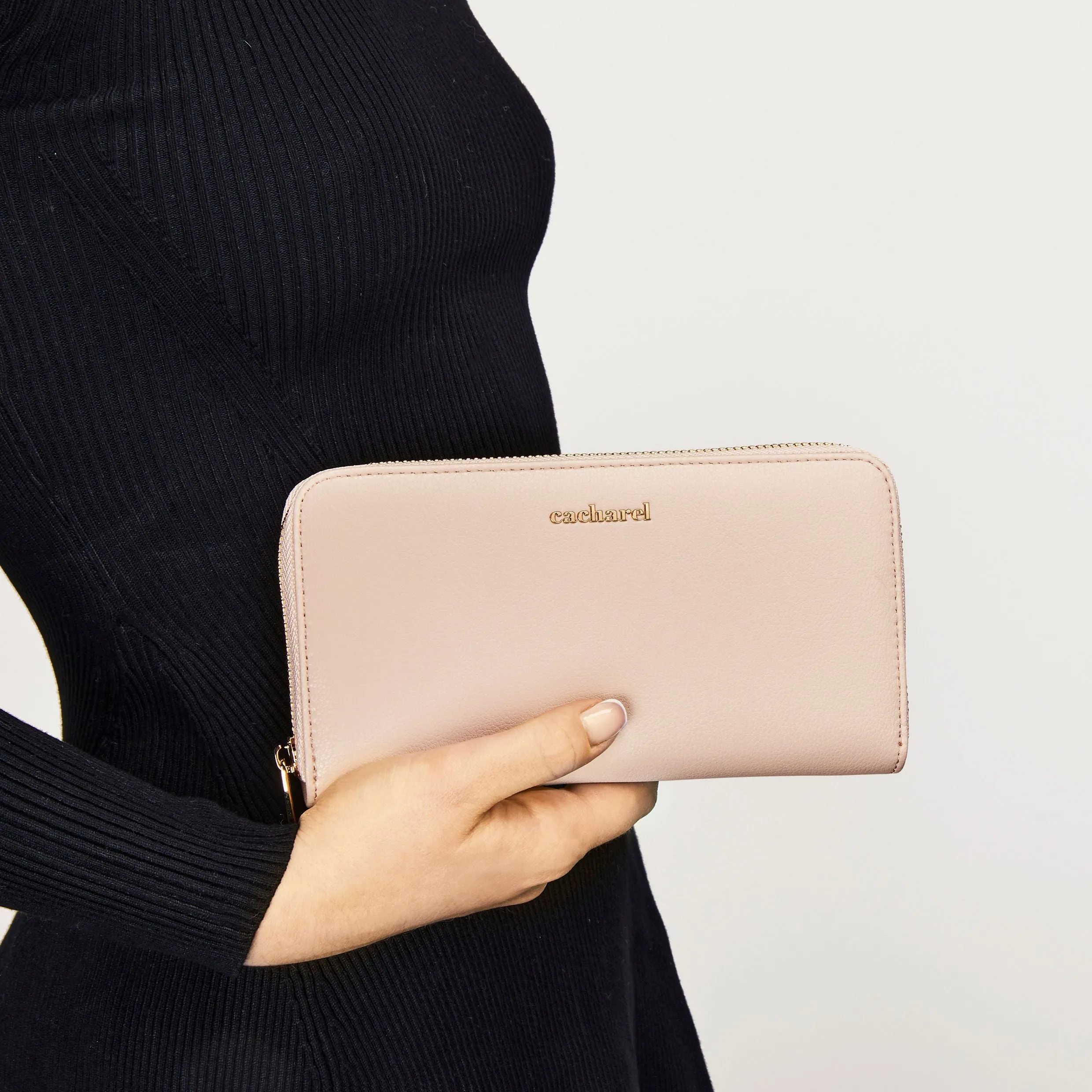 Cacharel CEL035X-Lady wallet Timeless Nude