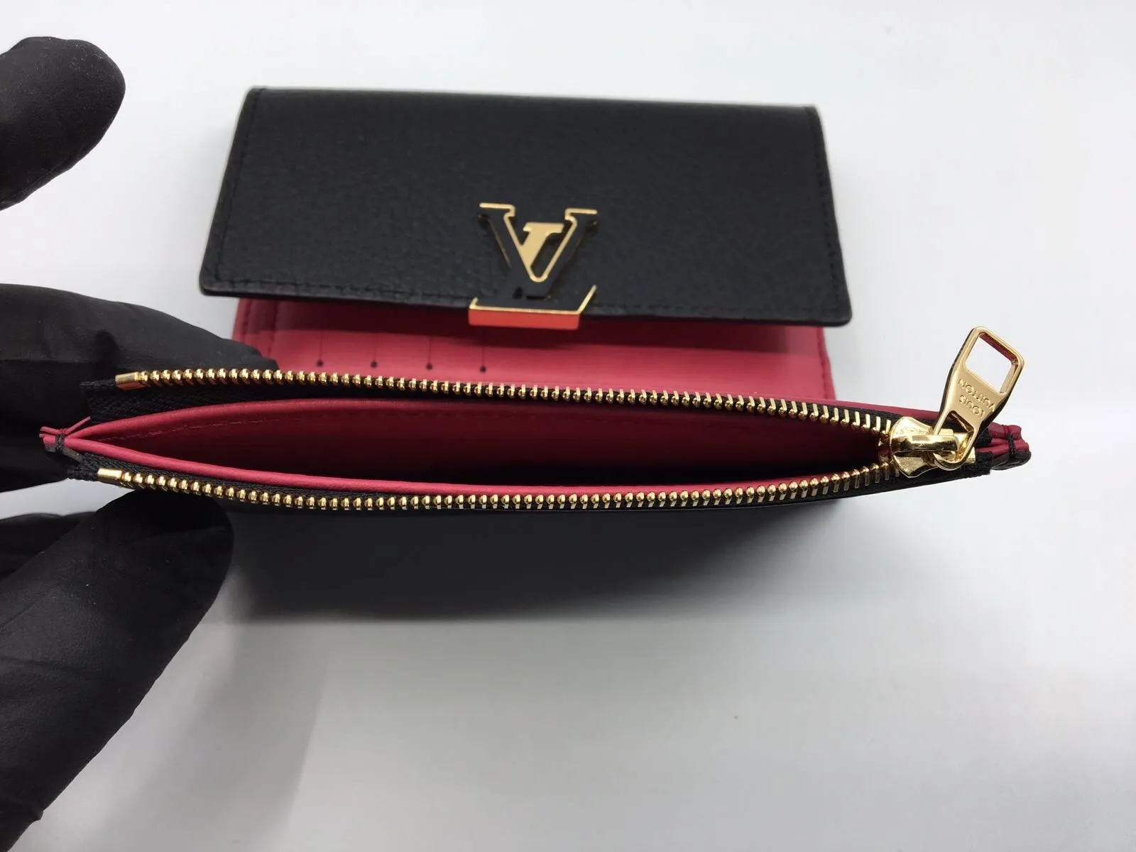 Capucines Compact Wallet Noir