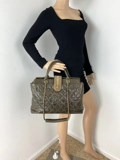 CHANEL Glazed Calfskin Large Bindi CC Grey Tote Hand Bag