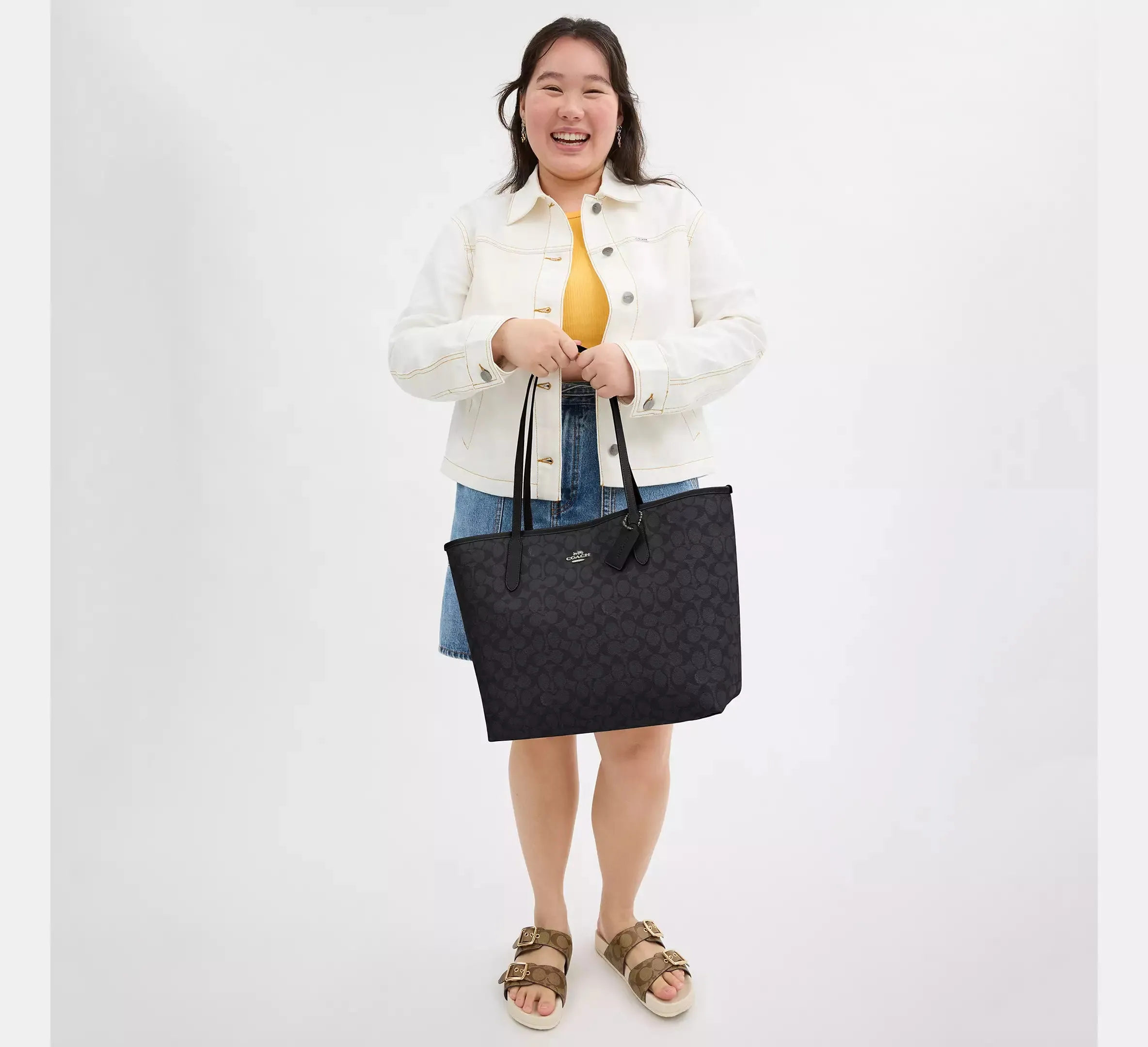 City Tote Bag In Signature Canvas