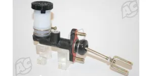 Clutch Master Cylinder Isuzu Kb (ISU302)