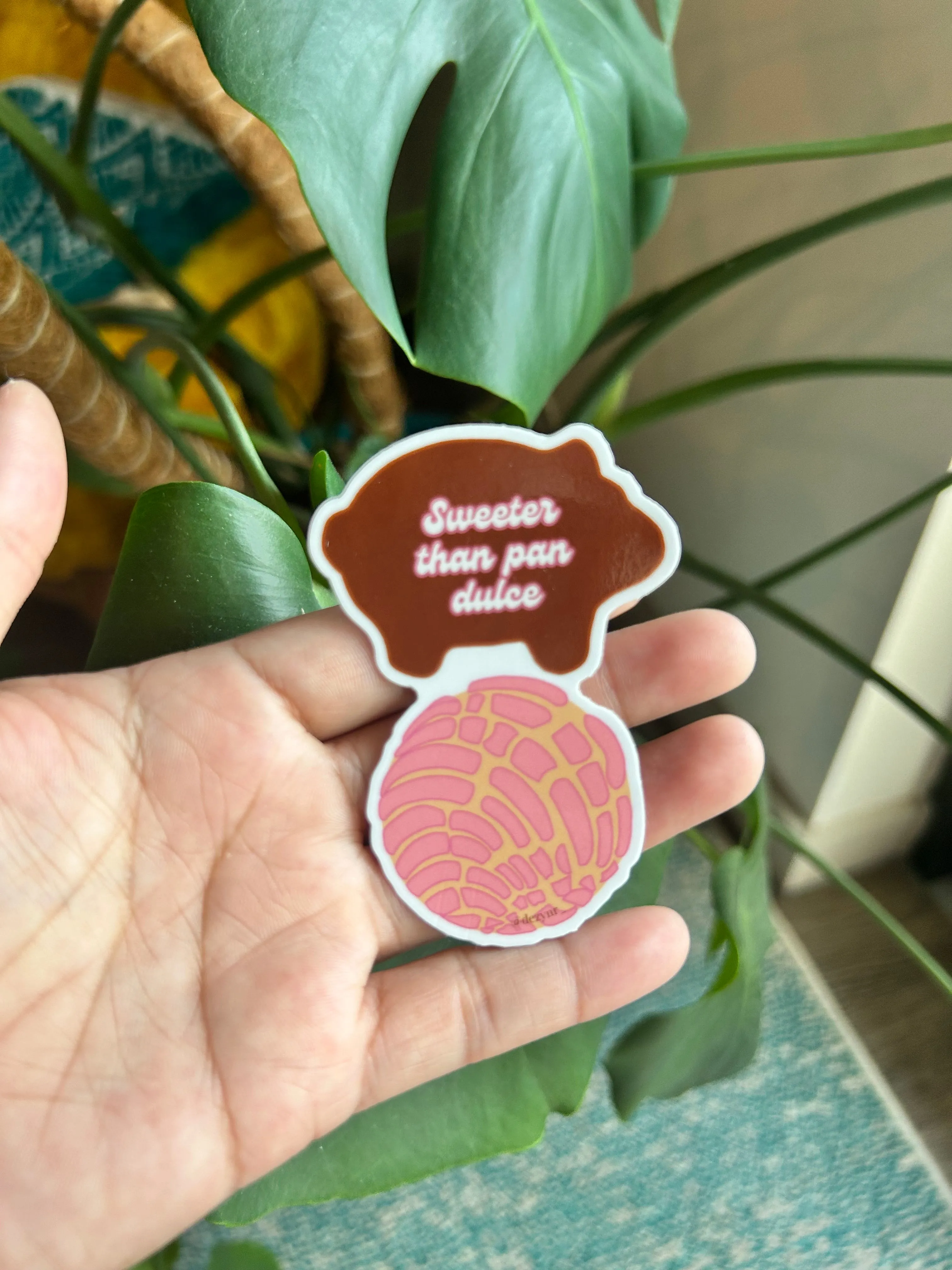 Concha Sticker