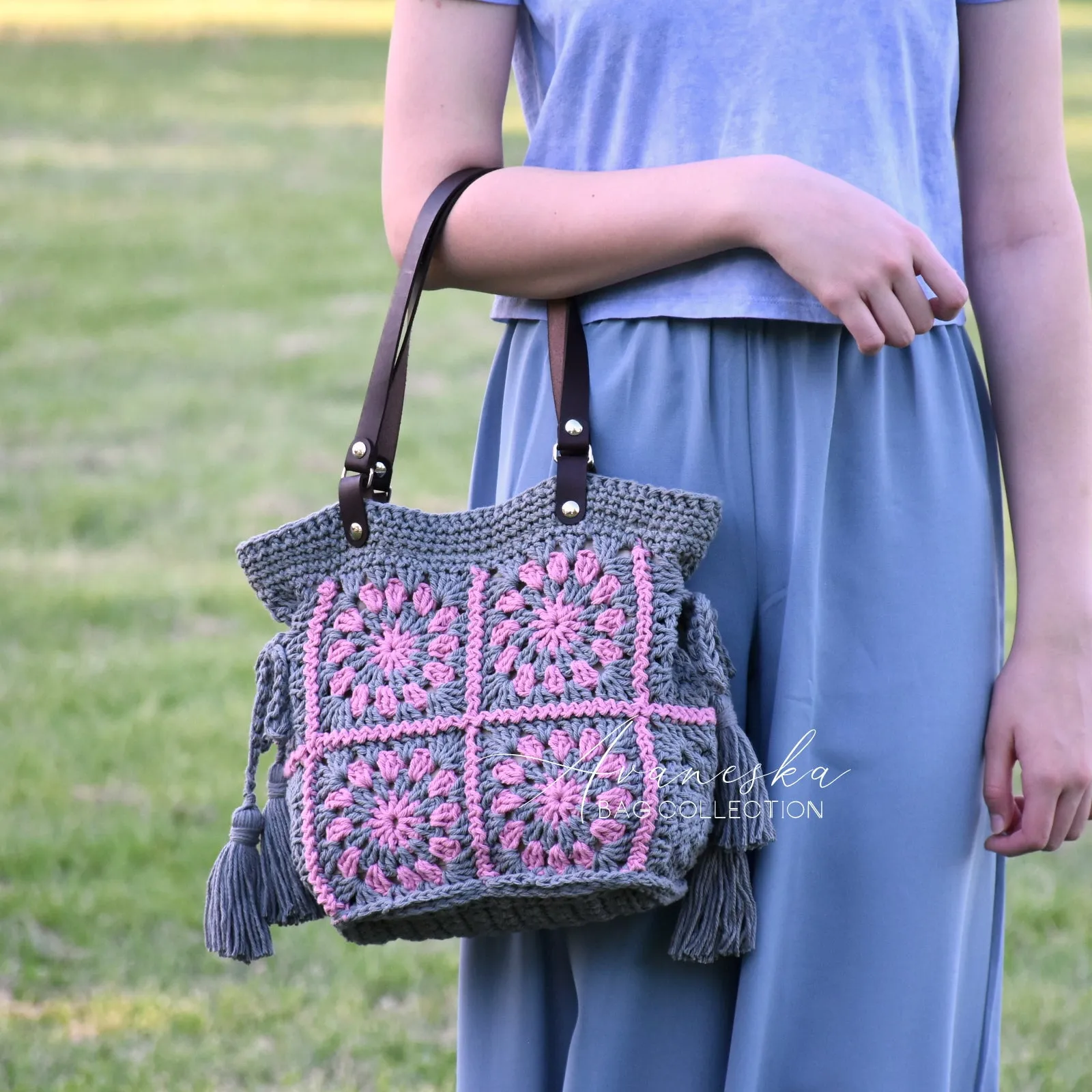 Crochet Granny Squares Purse | CLARA
