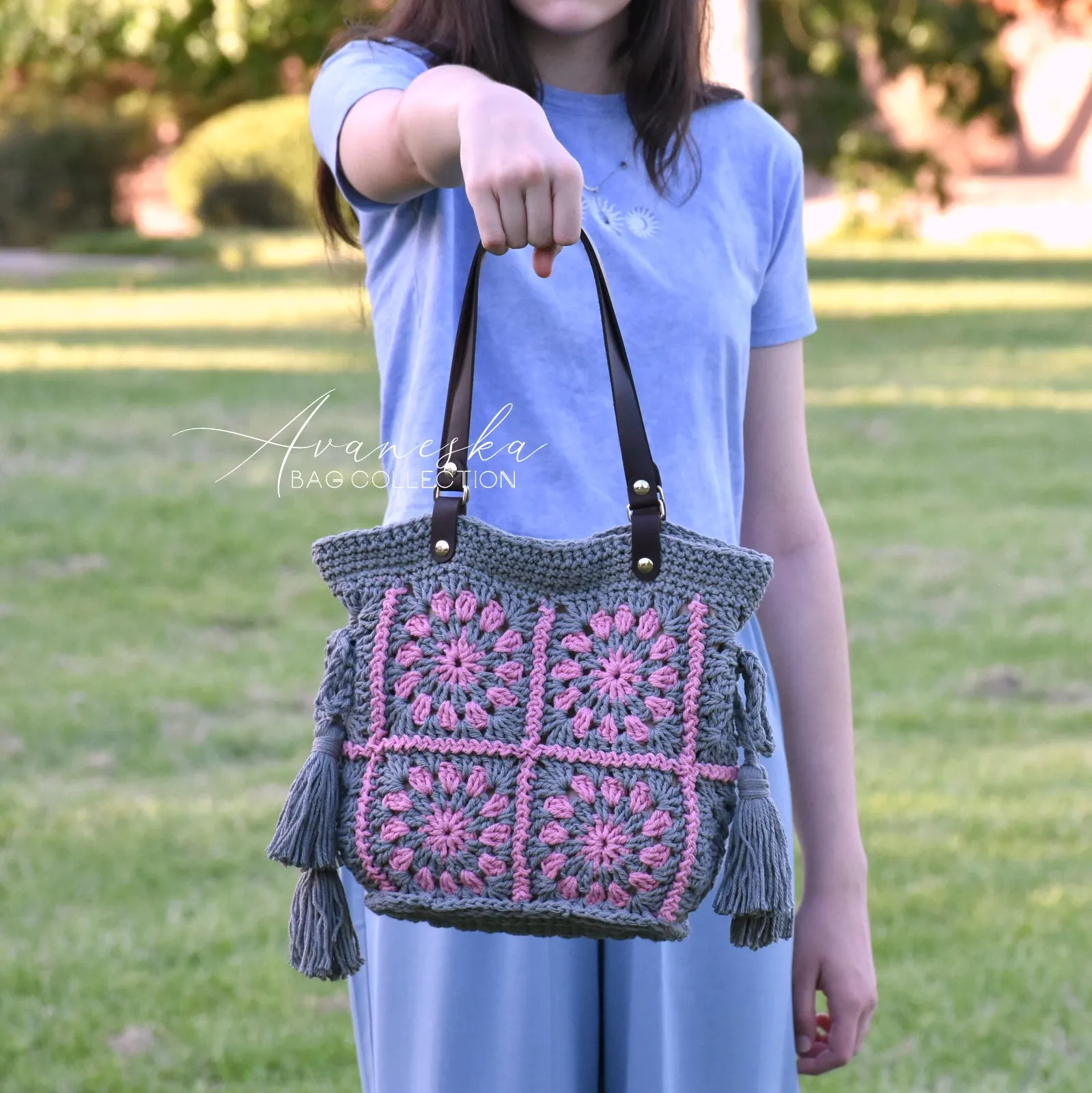 Crochet Granny Squares Purse | CLARA