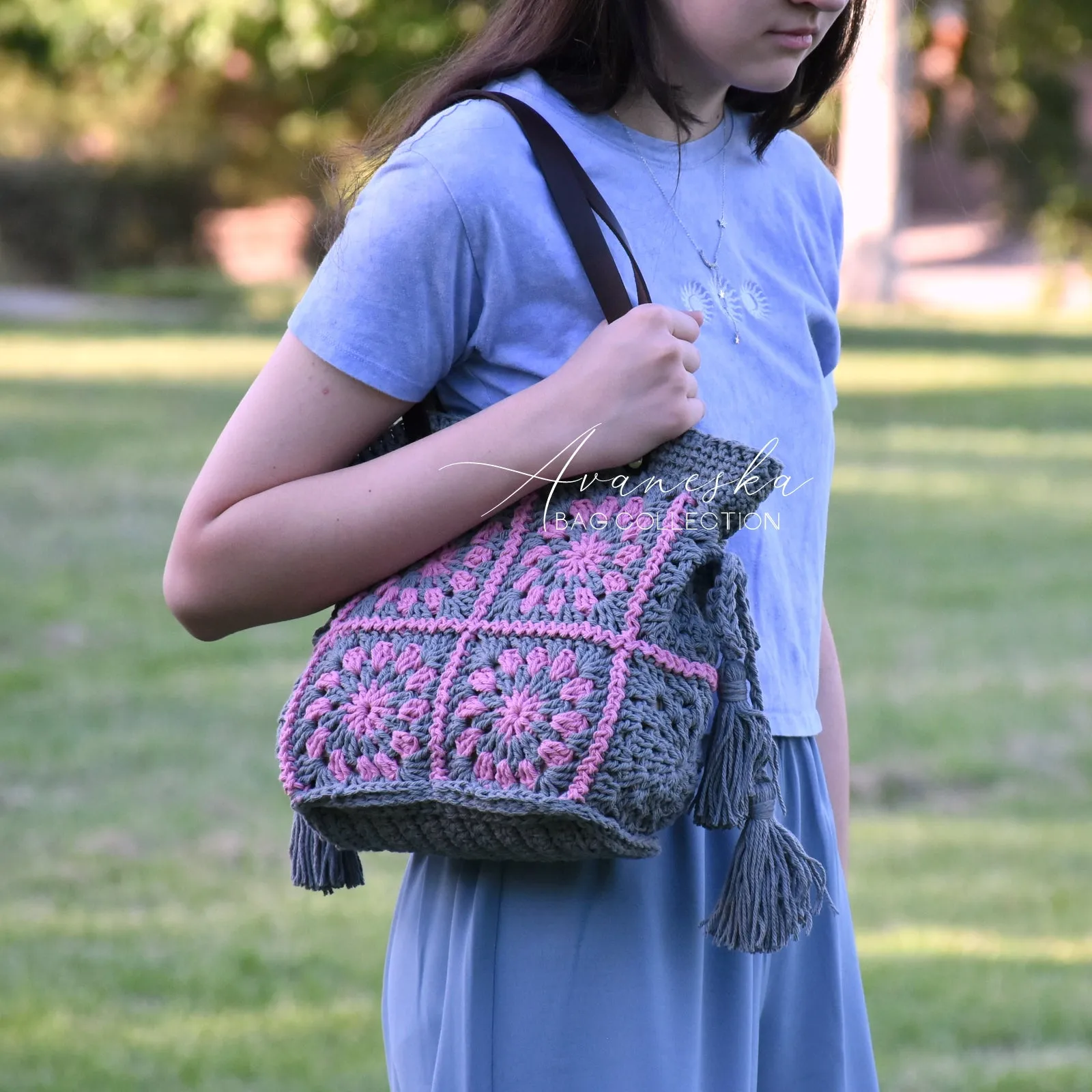 Crochet Granny Squares Purse | CLARA
