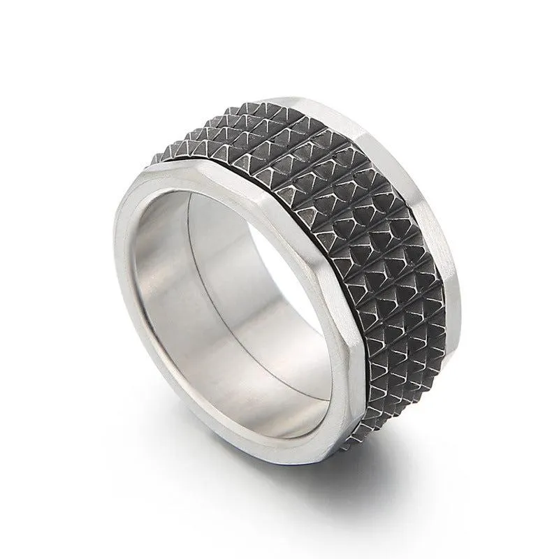 Cycolinks Studded Pyramid Ring