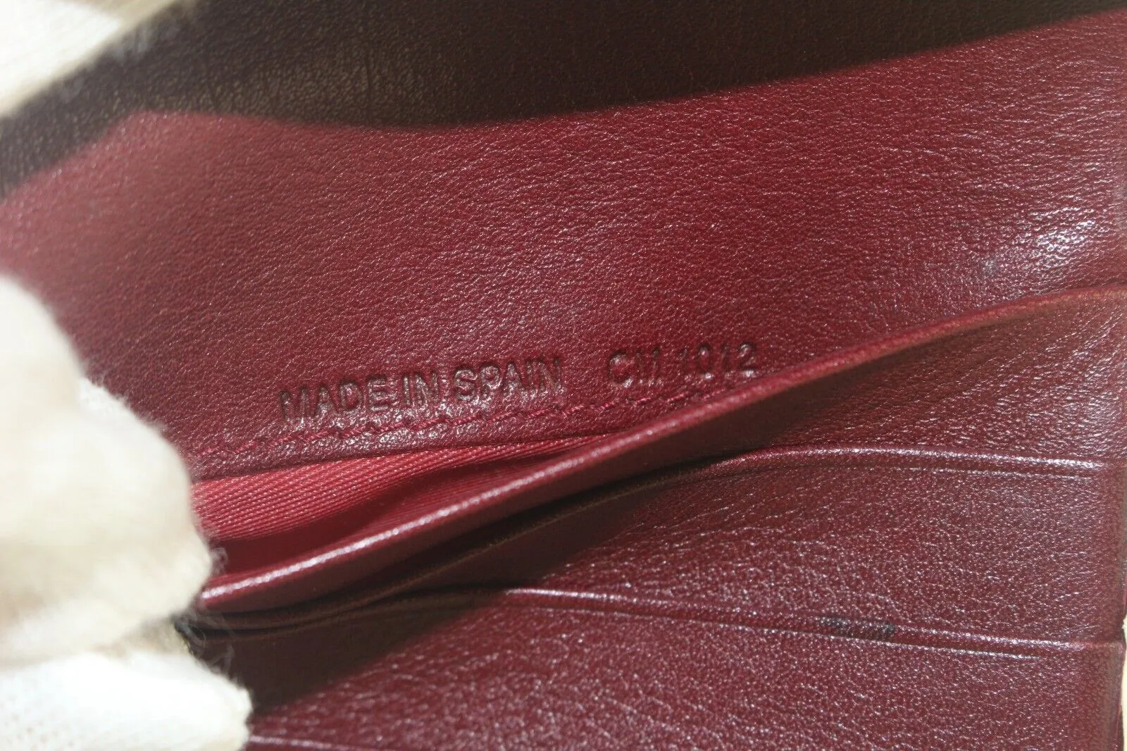 Dior Bordeaux Compact Wallet 2DD87K