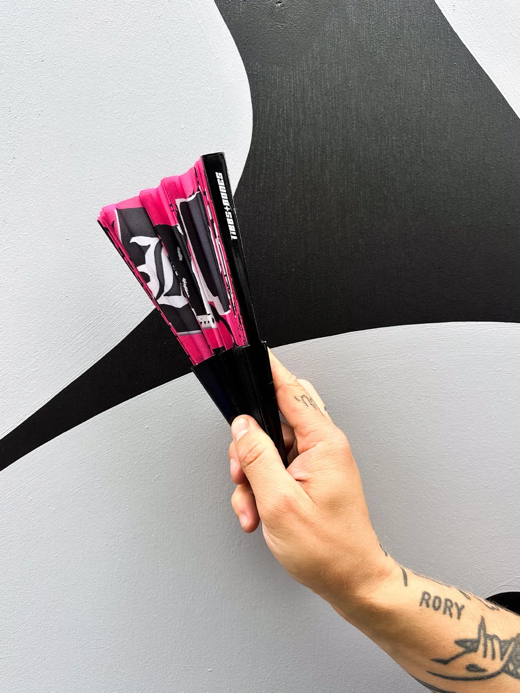 *EXCLUSIVE* BRAT BURN BOOK DOOF FAN