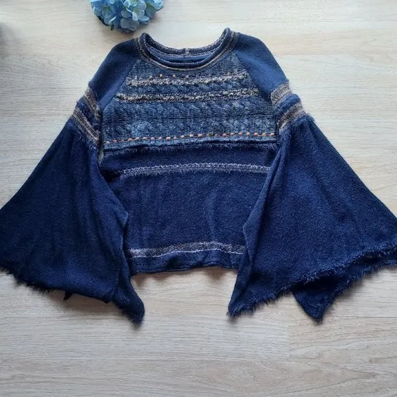 Free People Craft Time Boho Sweater Long Bell Sleeve Crew Neck Navy-Blue Sz.S