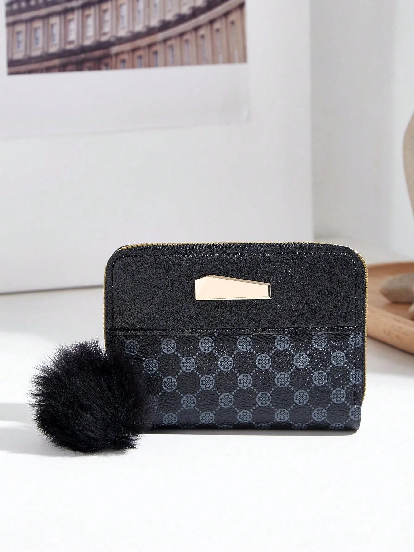 Geometric Pattern Short Wallet - Black