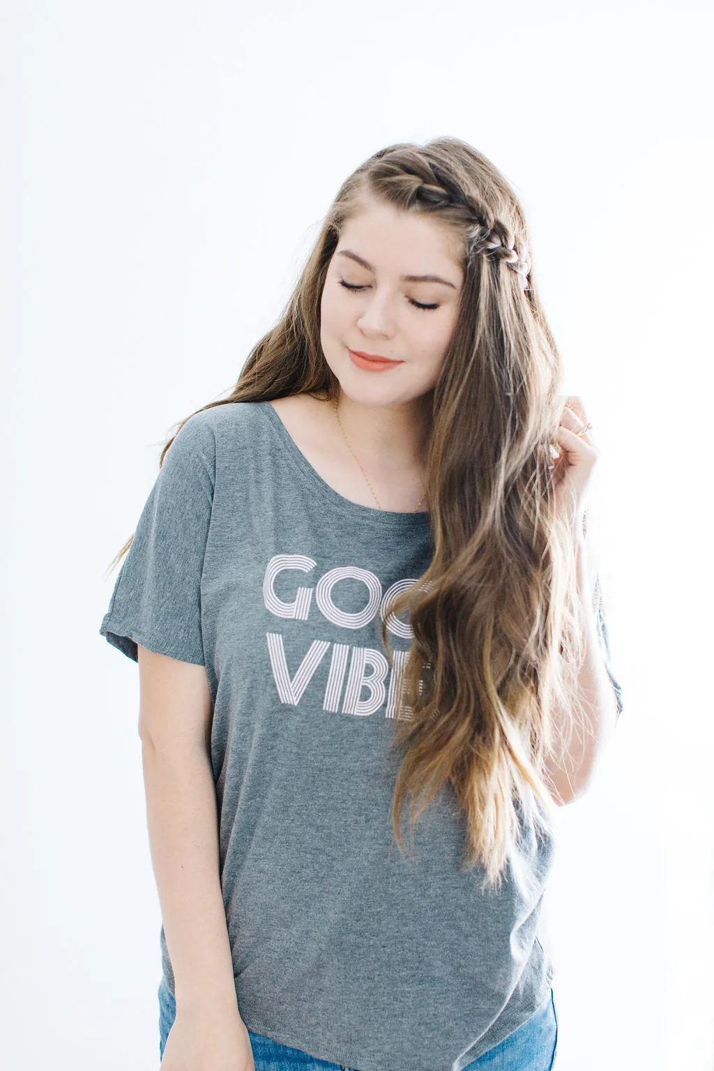 Good Vibes - Off the Shoulder