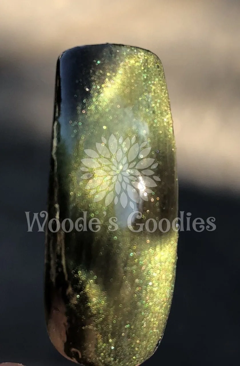 Green Magnetic