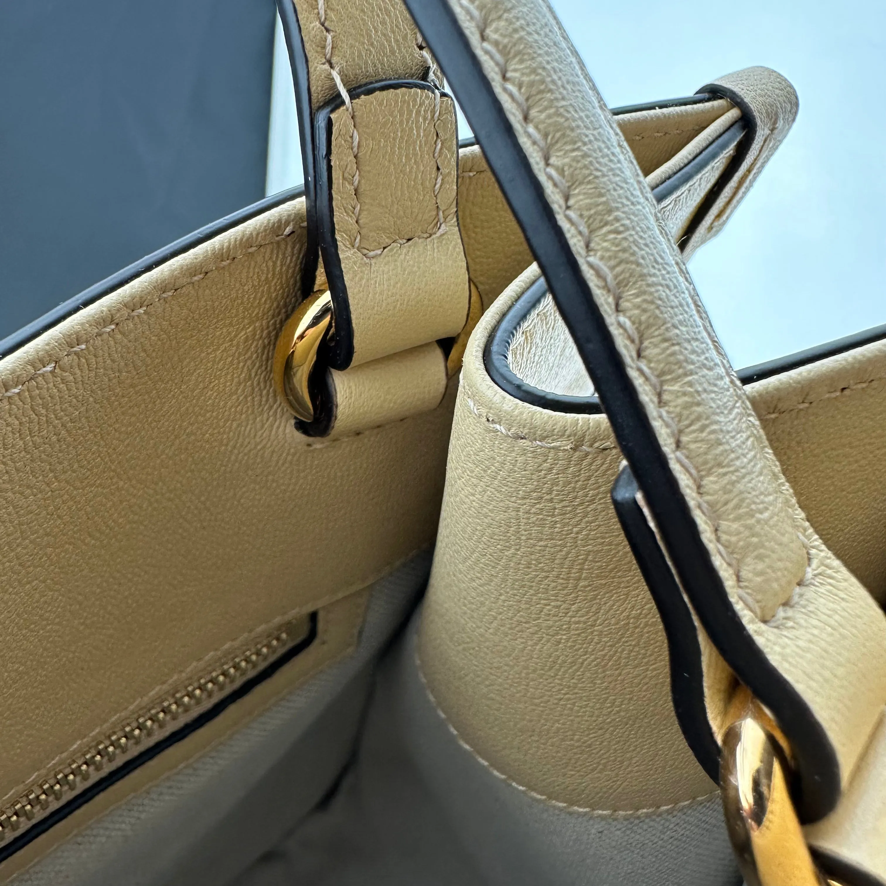 Gucci 1955 Horsebit Shoulder Bag in Beige