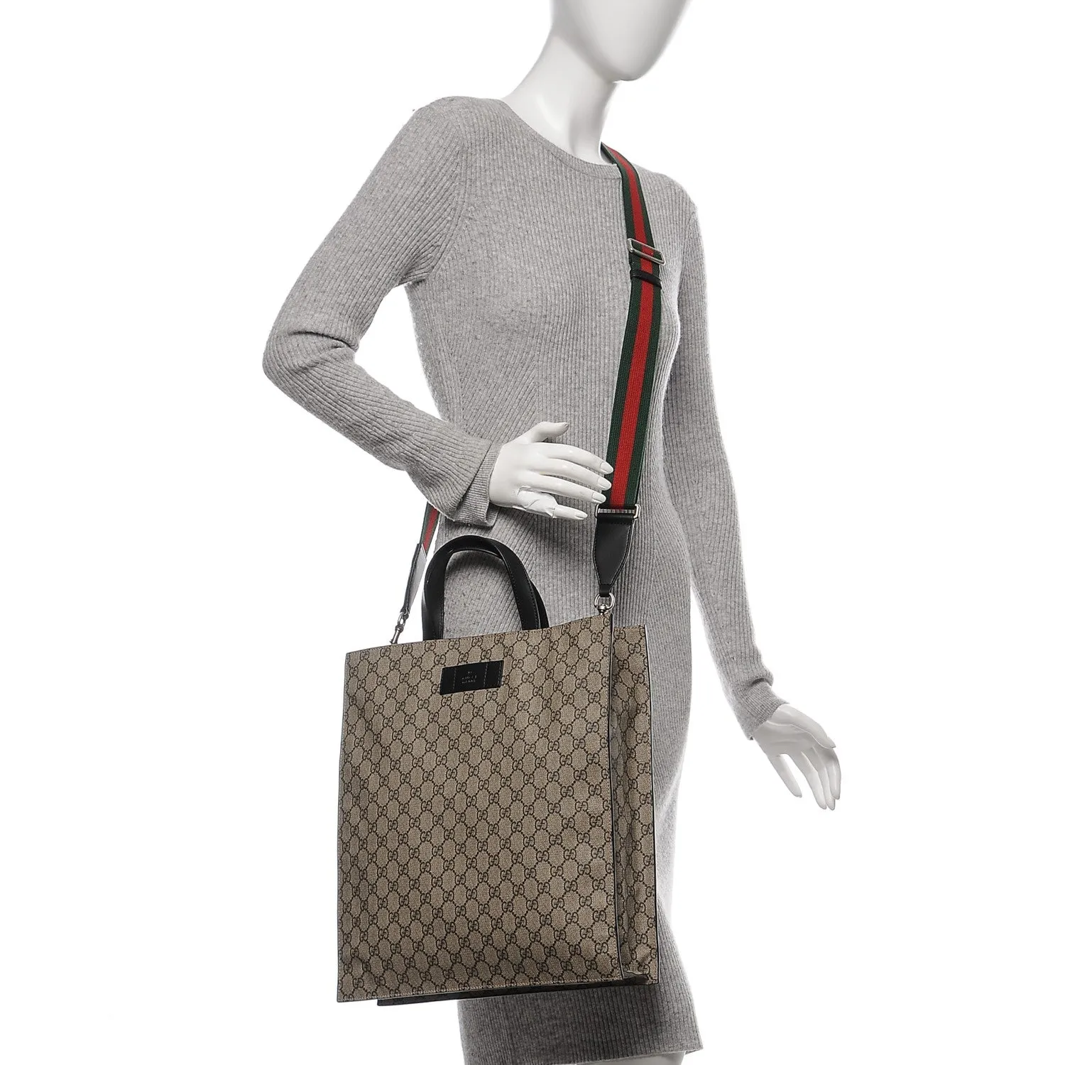 Gucci Soft GG Supreme Tote in Beige