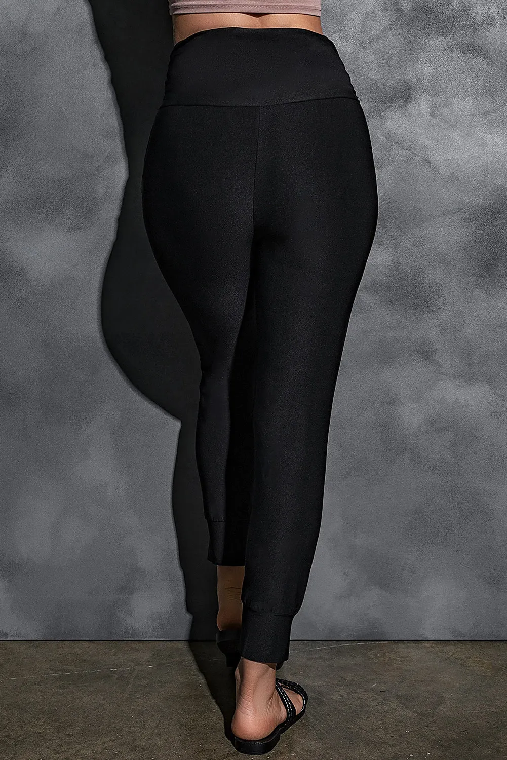 High Waist Black Pleated Pocket Leggings
