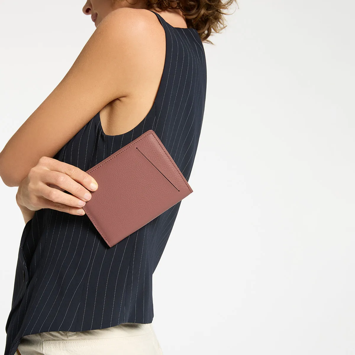 In Transit Passport Wallet - Dusty Rose