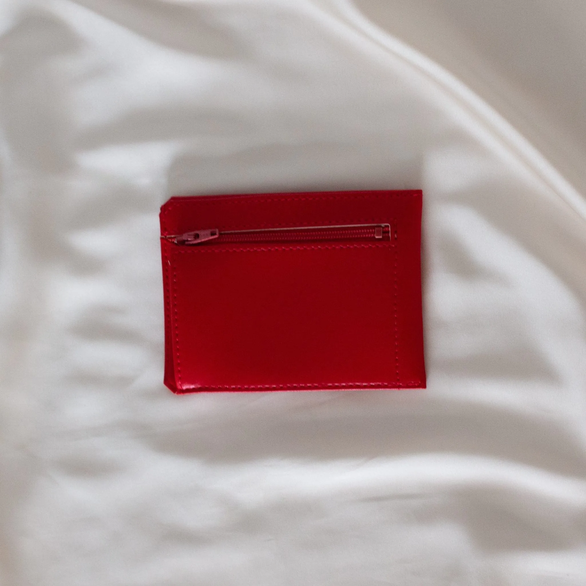 Jasmin Vegan Apple Leather Compact Wallet | Red