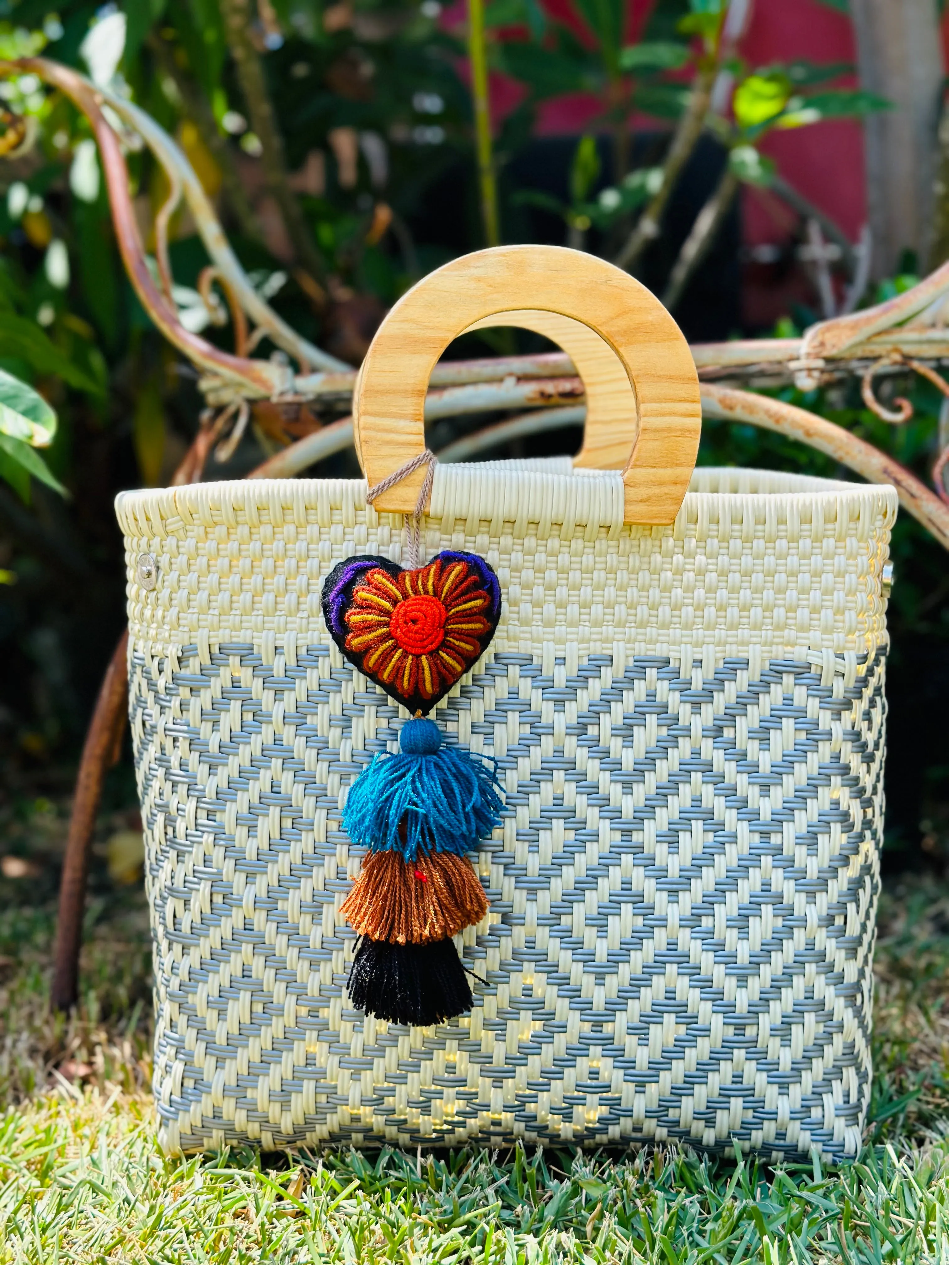 La Adriana Wooden Handle Tote