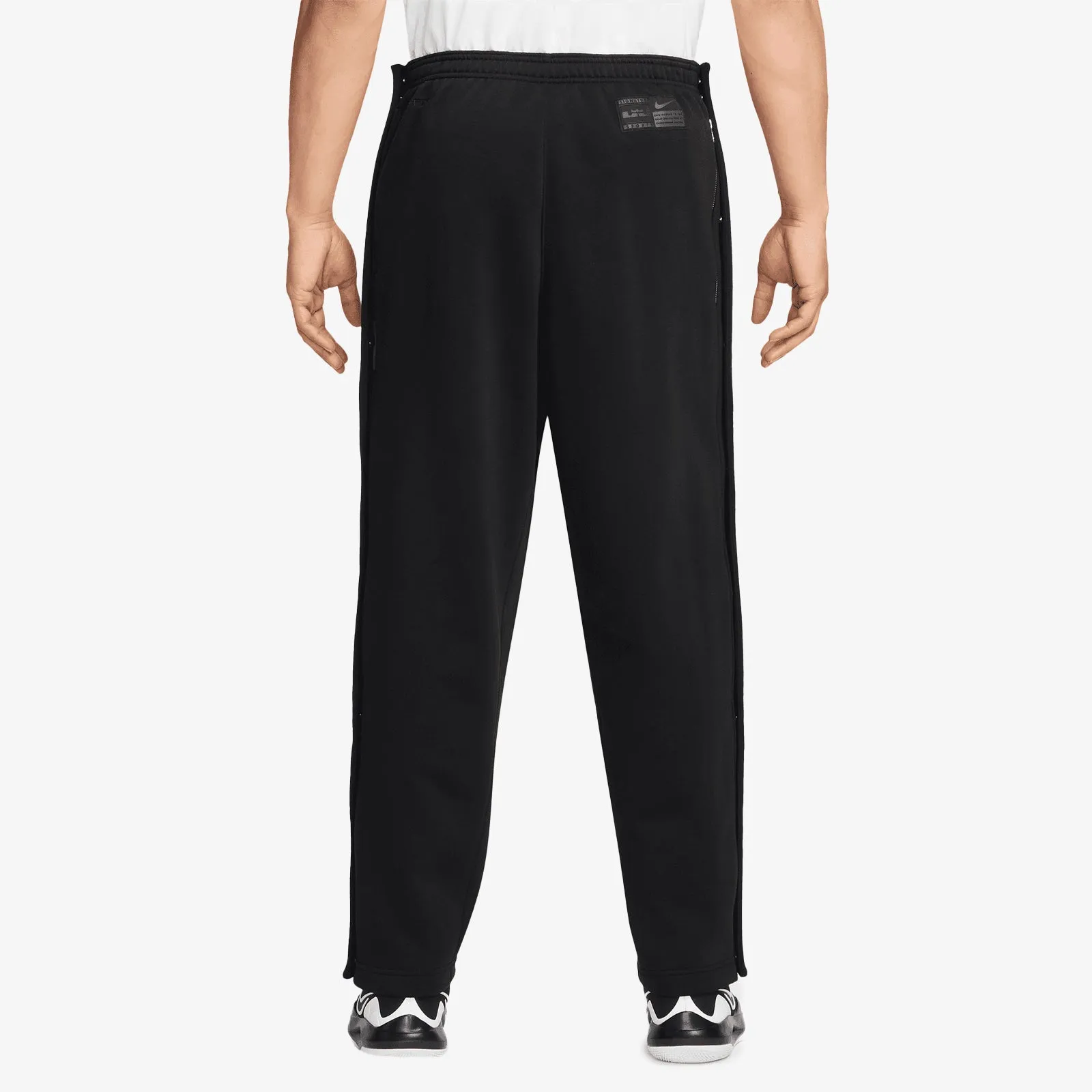 LeBron Standard Issue Therma-FIT Fleece Pants - Black