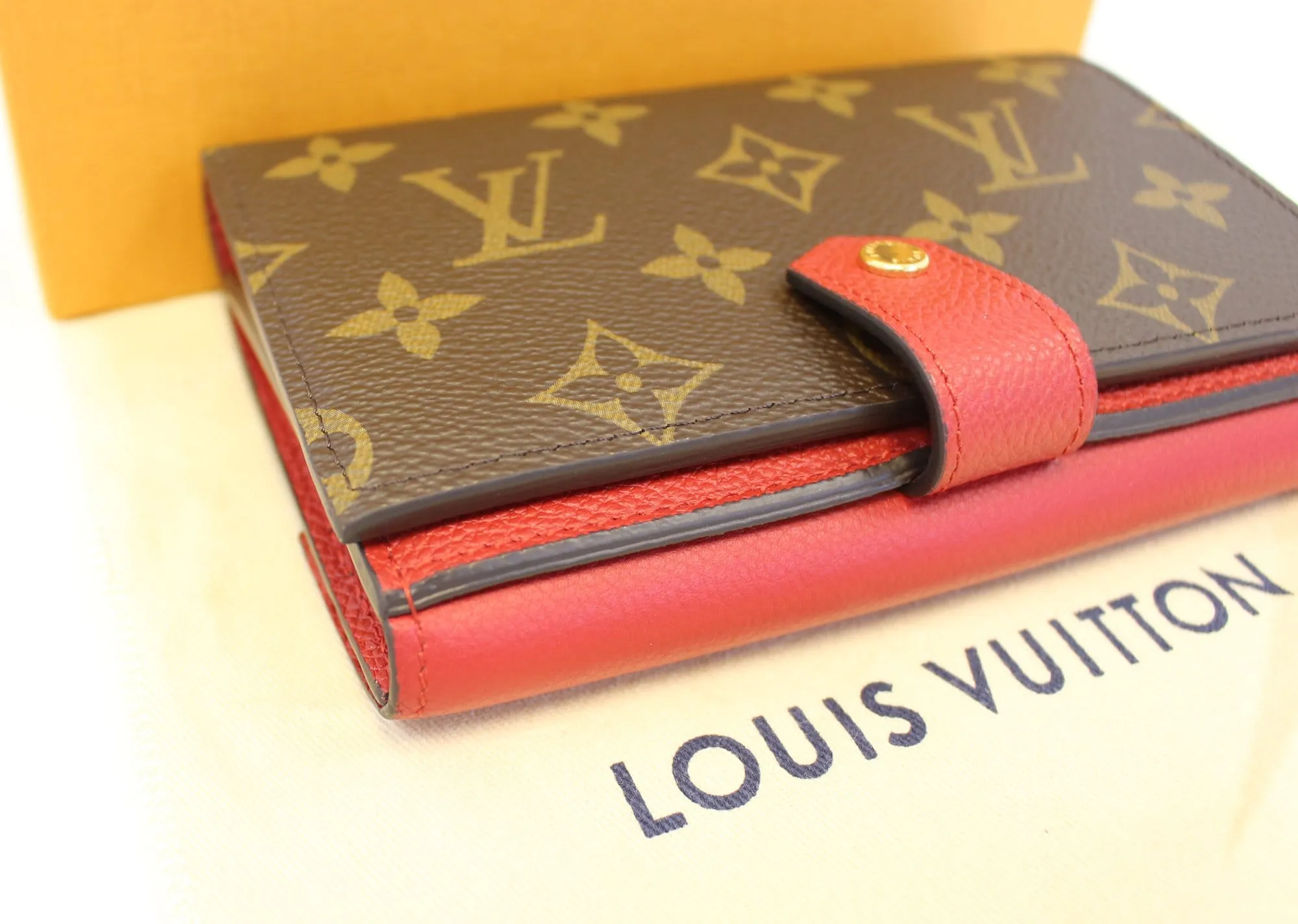 LOUIS VUITTON Cerise Monogram Canvas Pallas Compact Wallet