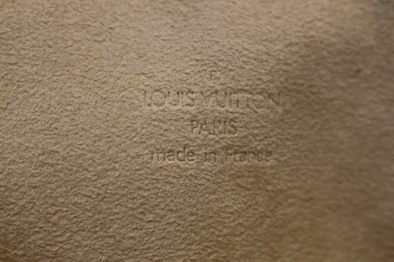 LOUIS VUITTON Monogram Pochette Florentine Waist Bag