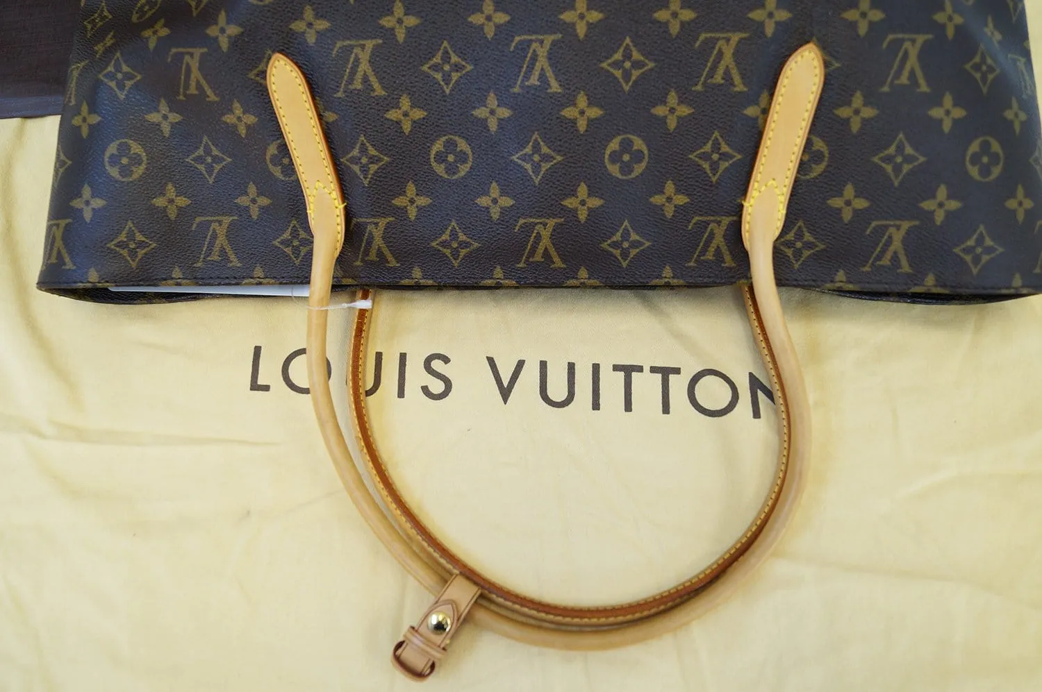 LOUIS VUITTON Monogram Raspail MM Shoulder Bag