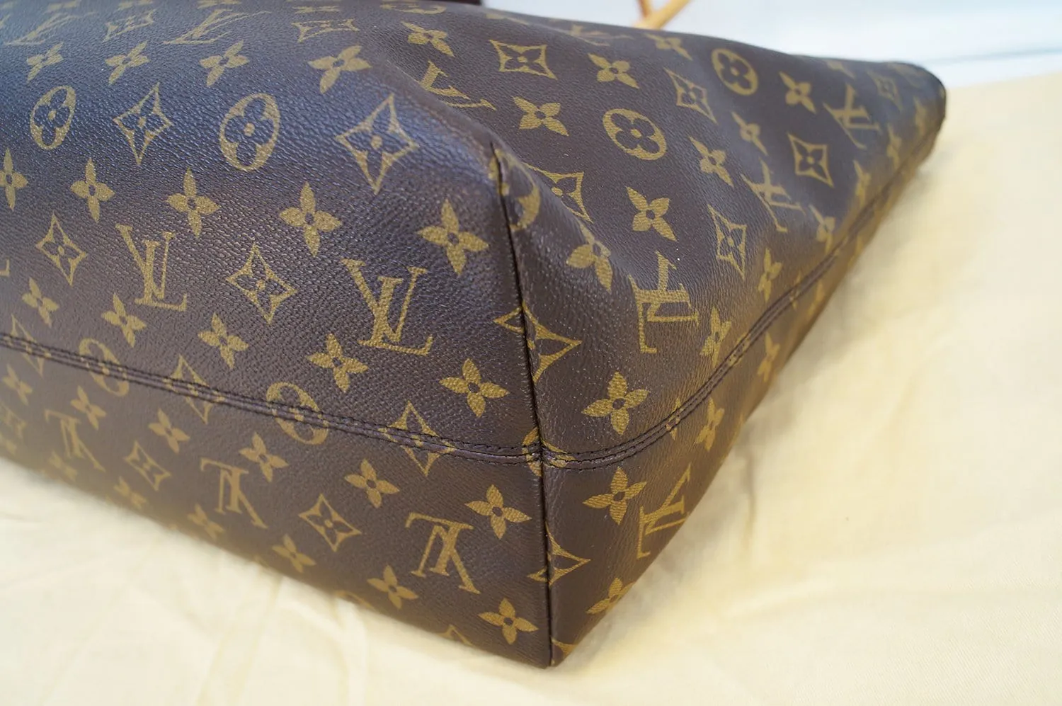 LOUIS VUITTON Monogram Raspail MM Shoulder Bag