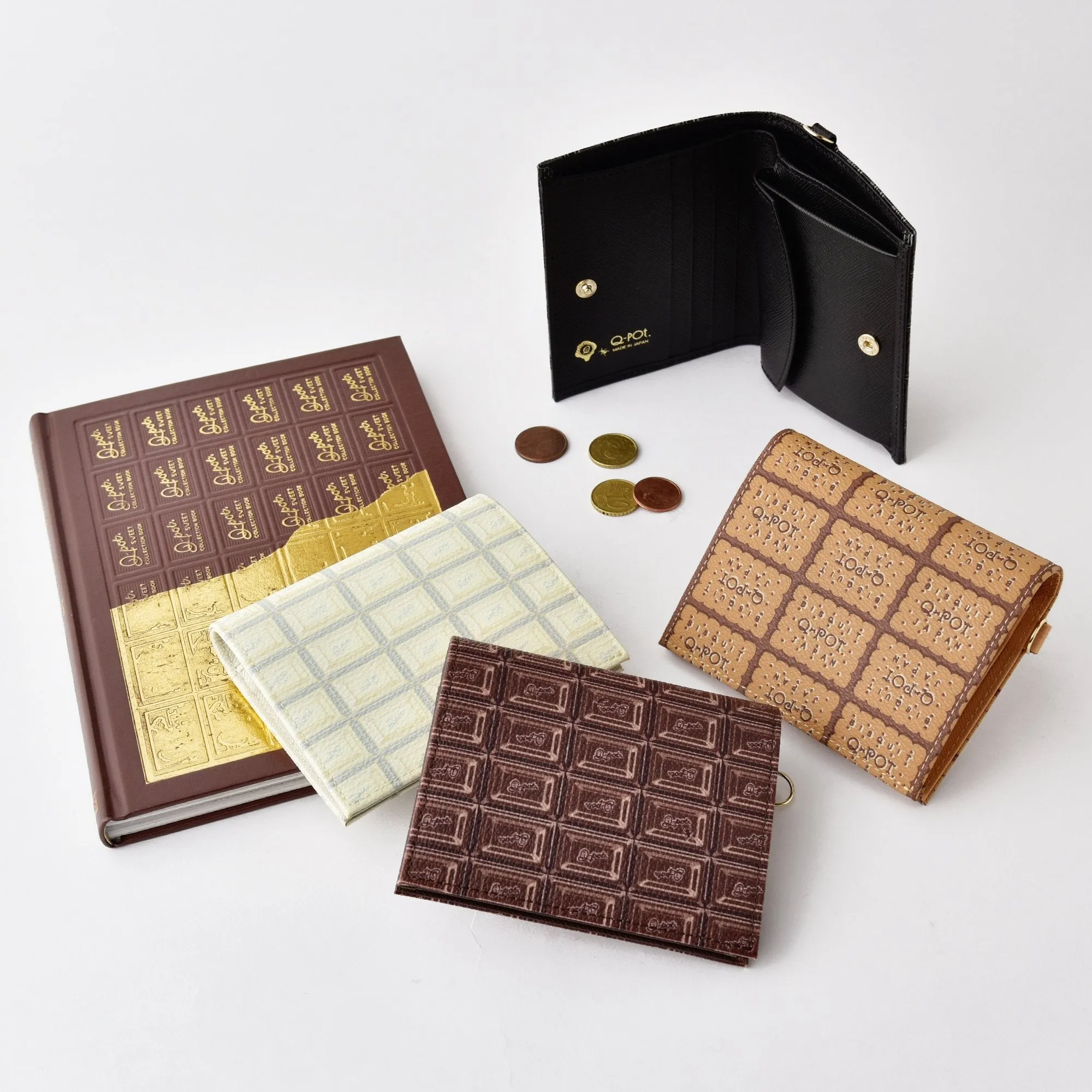 Mint Chocolate Leather Flap Short Wallet【Japan Jewelry】