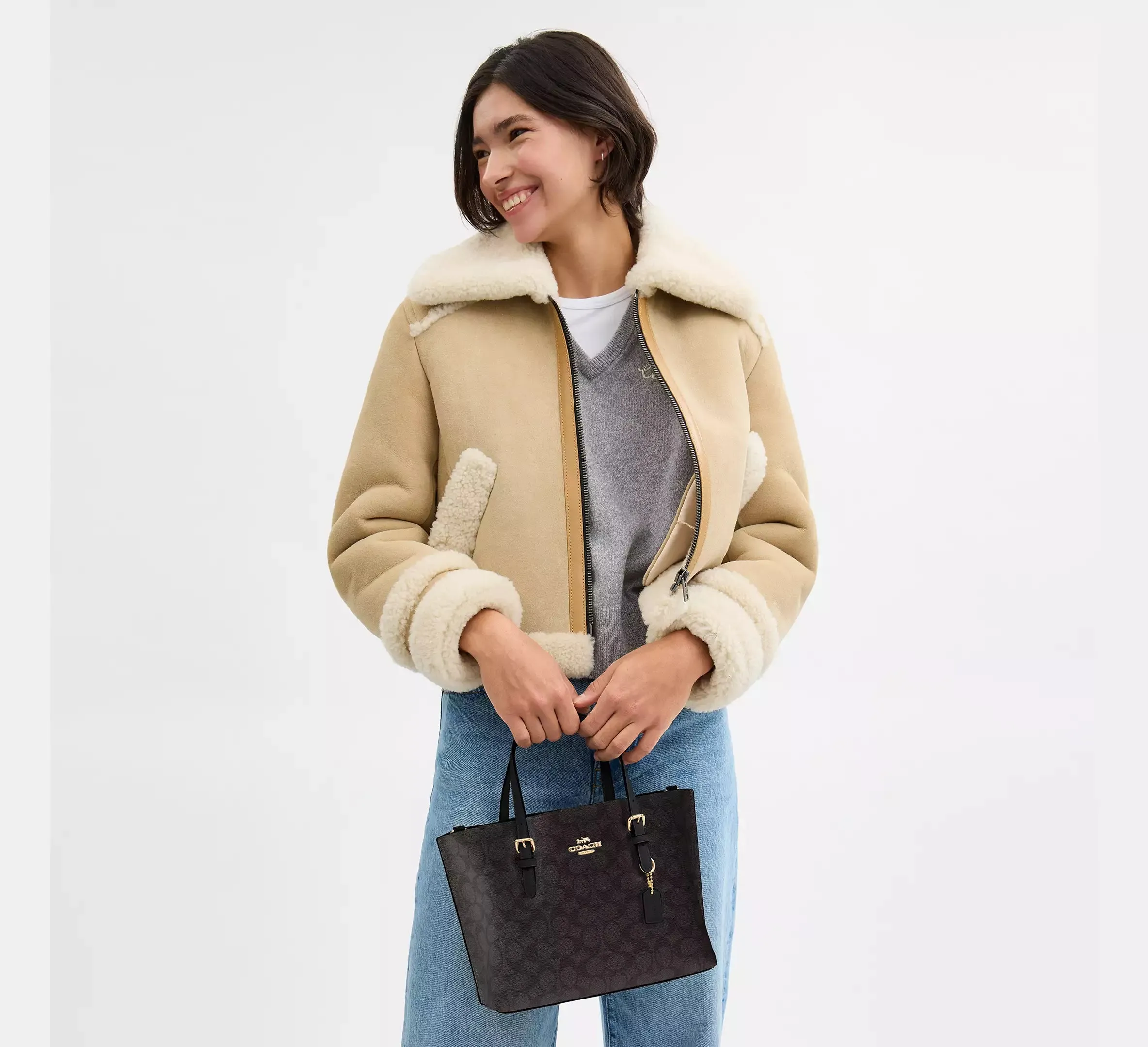 Mollie Tote Bag 25 In Signature Canvas