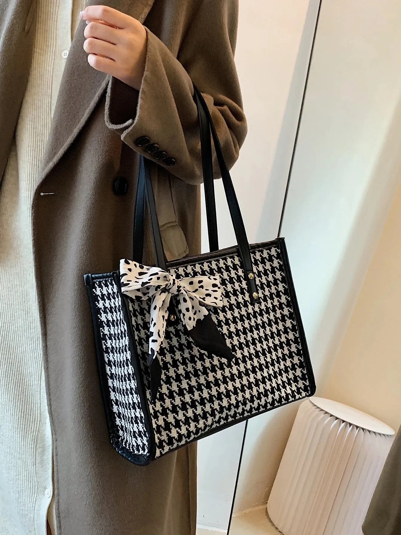 New Shein Twilly Scarf Decor Houndstooth Pattern Shoulder Tote Bag! Rated 4.89 out of 5 stars!