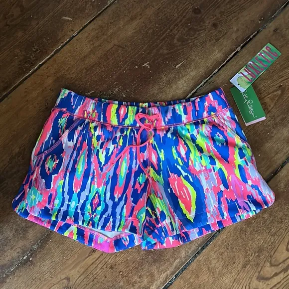 NWT Lilly Pulitzer Luxletic shorts