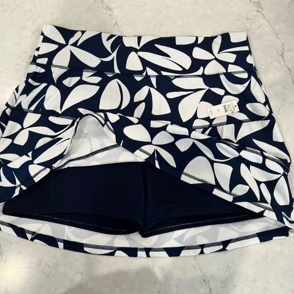 NWT T by Talbots Performance Interlock Skort Size XL