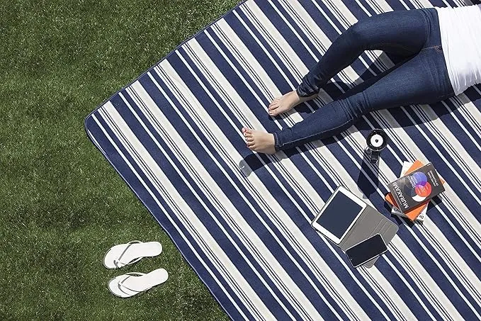 ONIVA - a Picnic Time Brand - Blanket Tote XL Outdoor Picnic Blanket - Beach Blanket - Camping Blanket