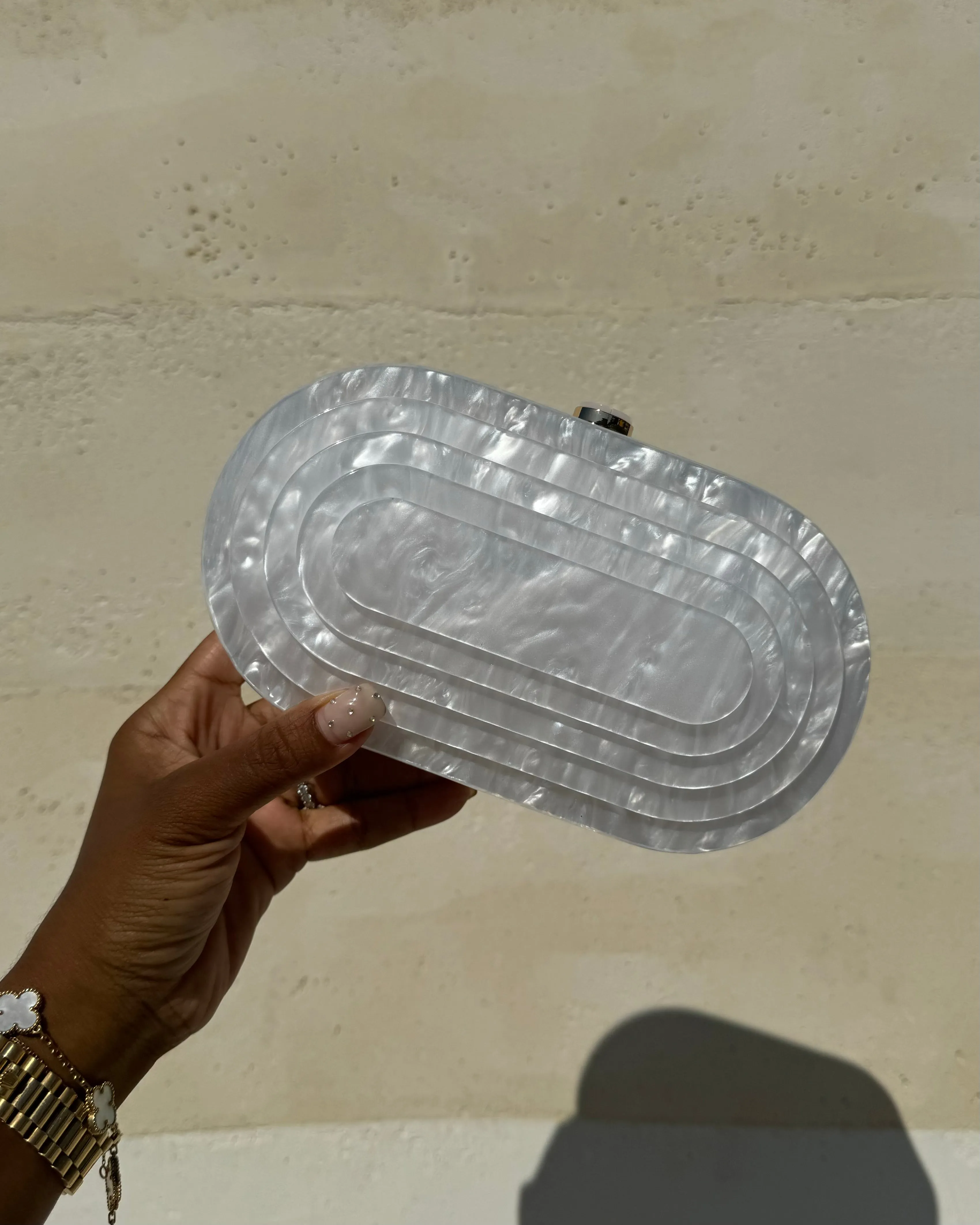 Oyster : Clutch